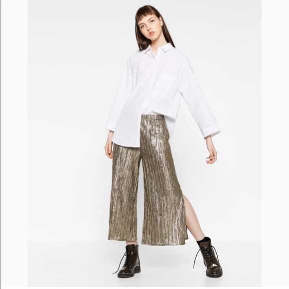 Zara Pants - Zara metallic culotte cropped pant